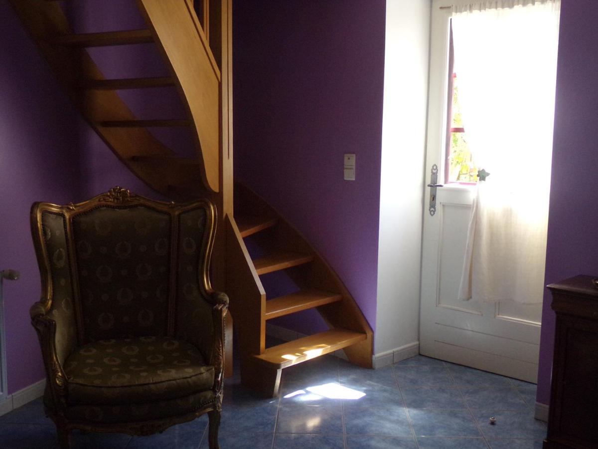 Chambres Et Table D'Hotes, Maisonnettes Individuelles Dans Propriete Privee Vézinnes Exterior photo
